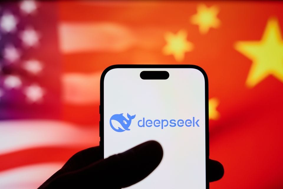 DeepSeek: Çin'den Çıkan Yenilikçi Yapay Zeka Hamlesi